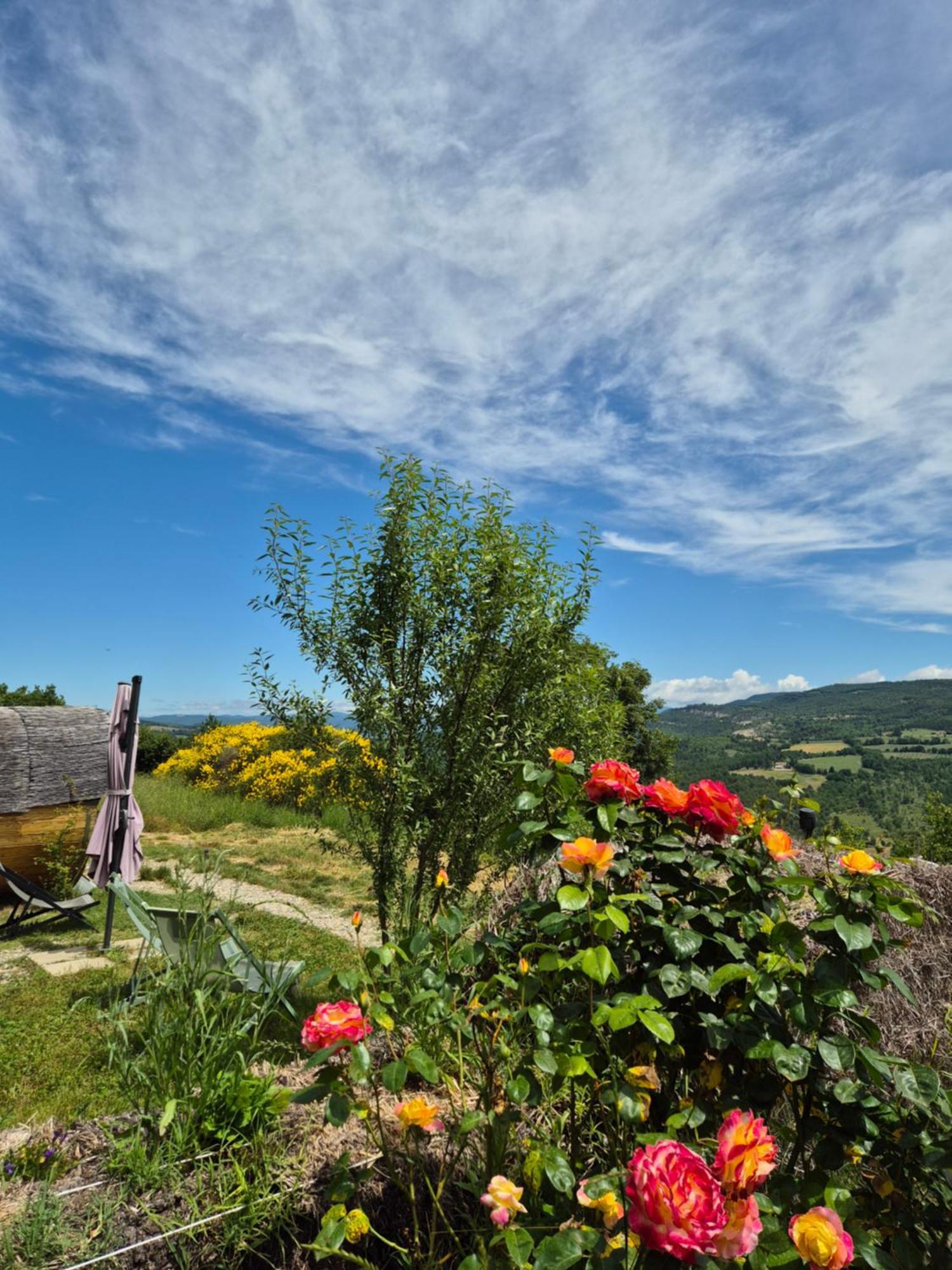 Hébergements Insolites - Détente En Luberon Viens